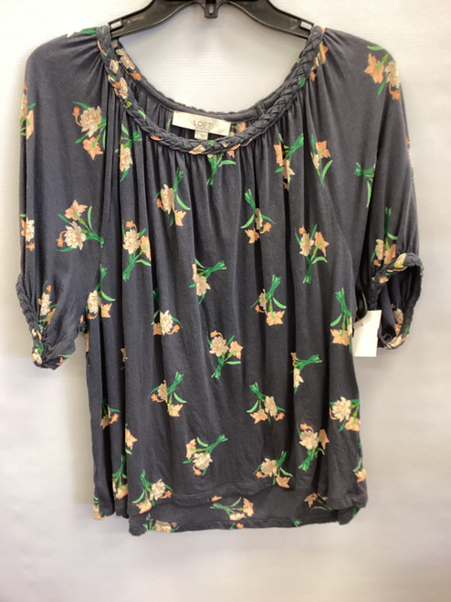 Vist Large View of Product Image Which is Used Loft Short Sleeve Top L-12/14