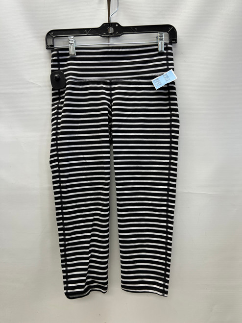 Vist Large View of Product Image Which is Used Athleta Active Capri S 4-6/27-28