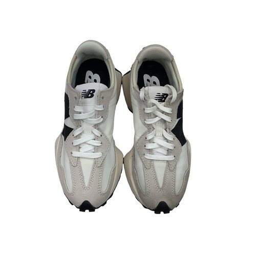 Vist Large View of Product Image Which is Used New Balance Performance Shoes 5