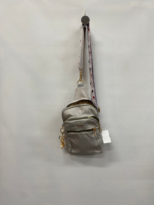 Vist Large View of Product Image Which is Used Unbranded Small Handbag