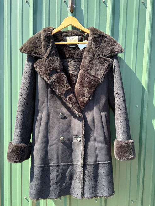 Vist Large View of Product Image Which is Used Dylan Long Heavy Coat L-12/14