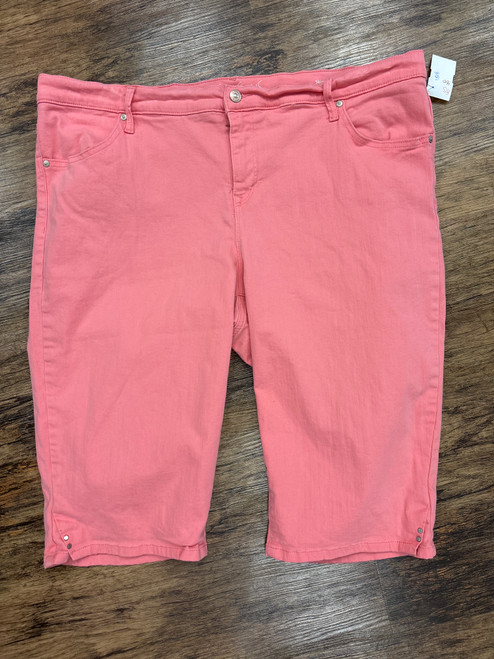 Vist Large View of Product Image Which is Used Gloria Vanderbilt Capri 18-34