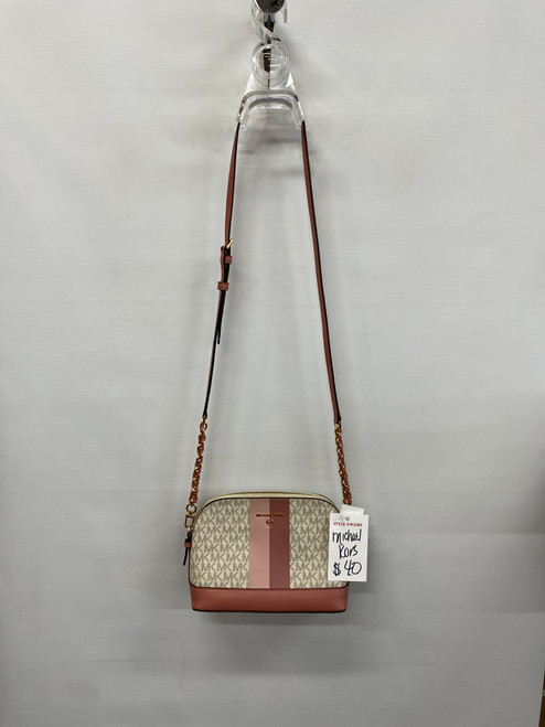 Vist Large View of Product Image Which is Used Michael Michael Kors Large Leather Handbag