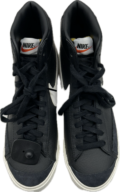 Vist Large View of Product Image Which is Used Nike Mens Athletic Shoes 10