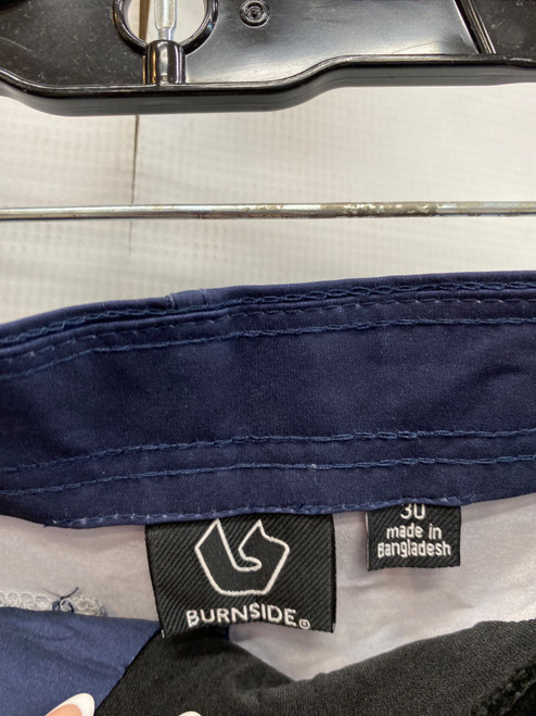 Vist Large View of Product Image Which is Used Unbranded Mens Shorts 30W