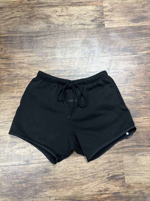 Vist Large View of Product Image Which is Used essentials Athletic Shorts M 8/10