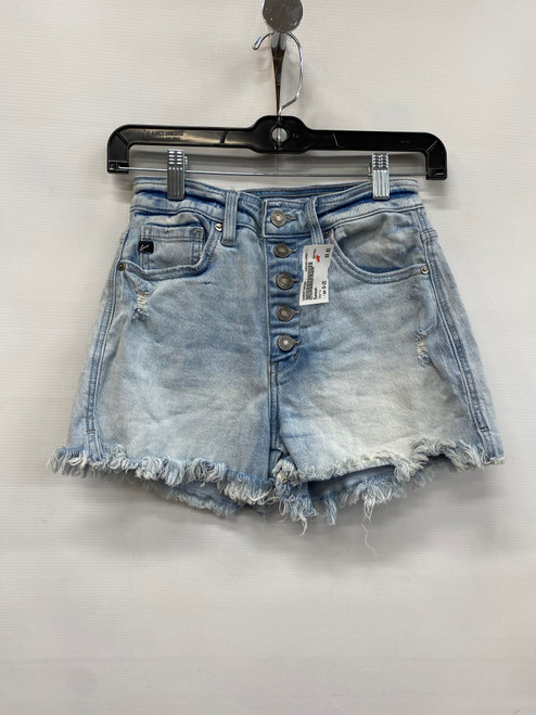 Vist Large View of Product Image Which is Used Kancan Shorts 0-25