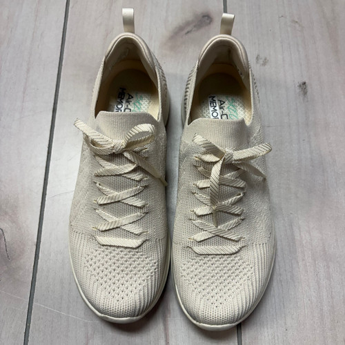 Vist Large View of Product Image Which is Used Skechers Performance Shoes 9