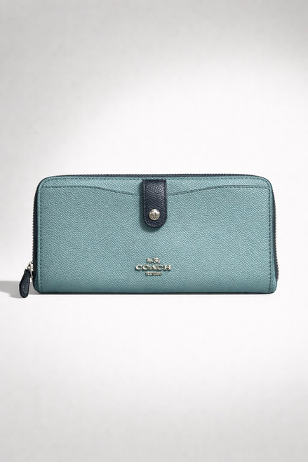 Vist Large View of Product Image Which is Used Coach Leather Wallet