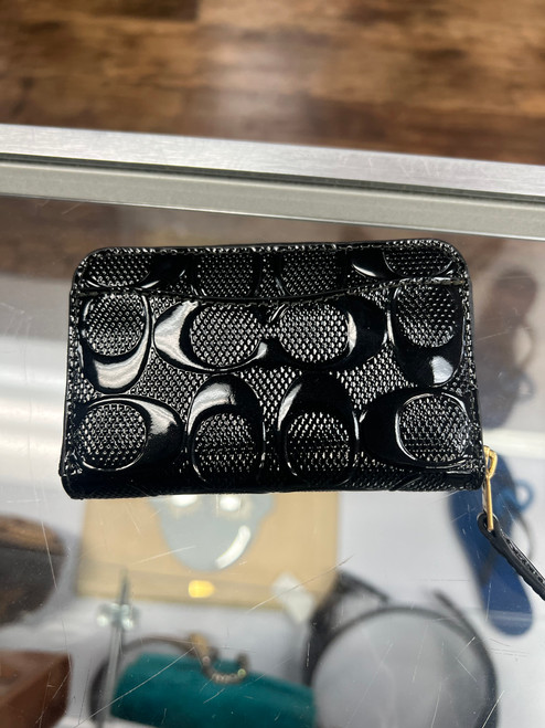 Vist Large View of Product Image Which is Used Coach Leather Wallet