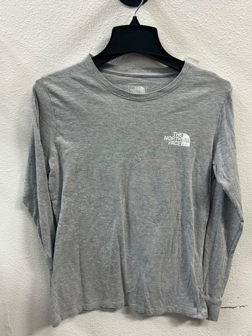 Vist Large View of Product Image Which is Used The North Face Active Long Sleeve M-8/10