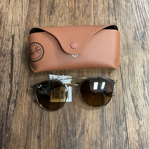 Vist Large View of Product Image Which is Used Ray-Ban Sunglasses