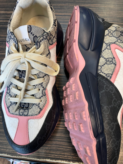 Vist Large View of Product Image Which is Used Gucci Casual Shoes 7.5