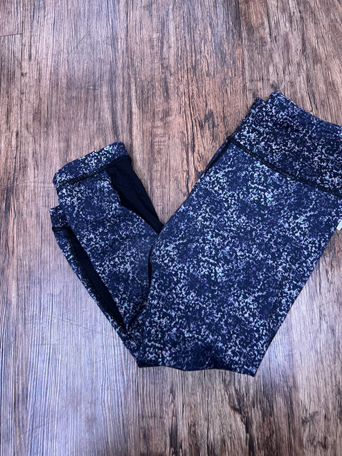 Vist Large View of Product Image Which is Used Lululemon Athletica Active Leggings 8-29