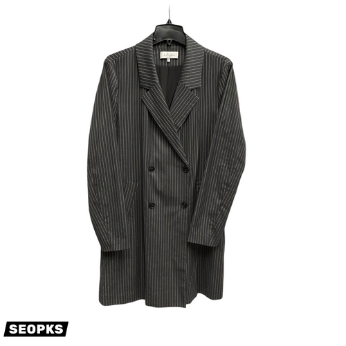 Vist Large View of Product Image Which is Used L’ACADEMIE Long Light Jacket L-12/14