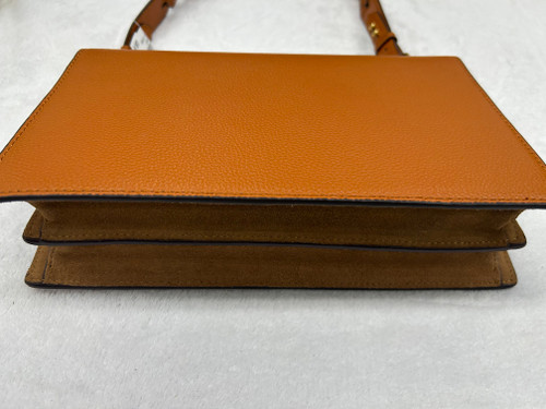 Vist Large View of Product Image Which is Used Tory Burch Small Leather Handbag