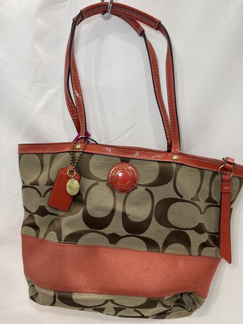 Vist Large View of Product Image Which is Used Coach Handbag