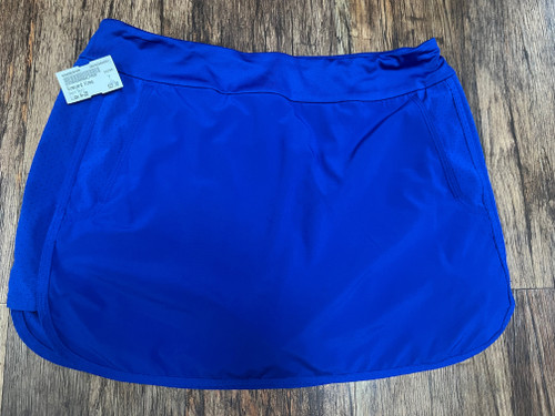 Vist Large View of Product Image Which is Used Vineyard Vines Short Skort 8-29