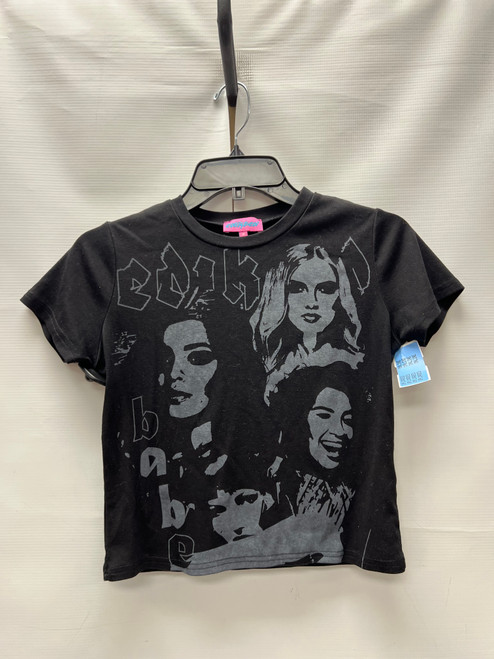 Vist Large View of Product Image Which is Used Edikted T-Shirt M-8/10