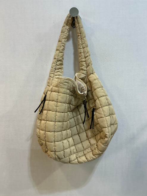 Vist Large View of Product Image Which is Used Unbranded Large Handbag