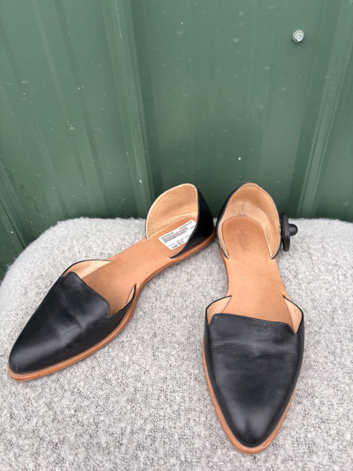 Vist Large View of Product Image Which is Used Loeffler Randall Flats 10.5