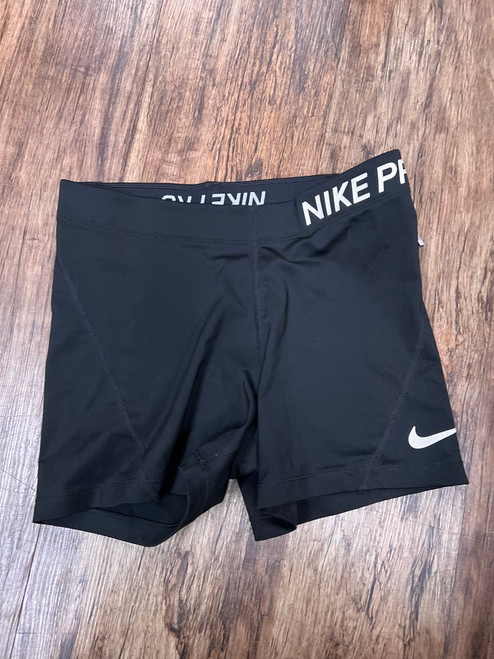 Vist Large View of Product Image Which is Used Nike Active Shorts 10-30
