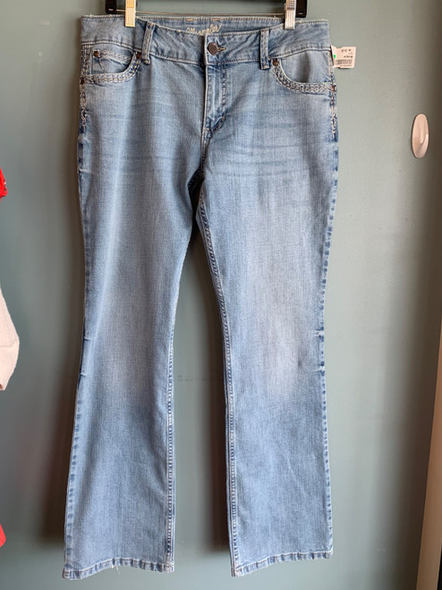 Vist Large View of Product Image Which is Used Wrangler Denim 18-34