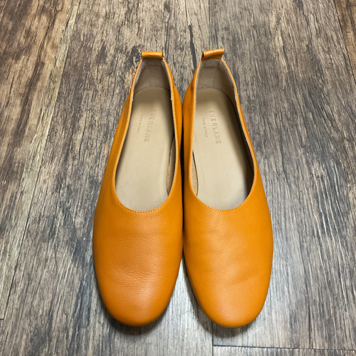 Vist Large View of Product Image Which is Used Everlane Flats 8