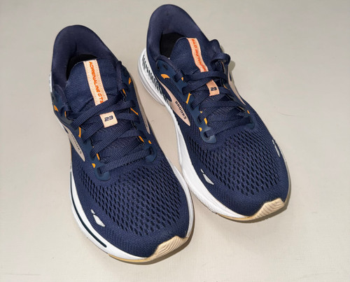 Vist Large View of Product Image Which is Used Brooks Performance Shoes 9