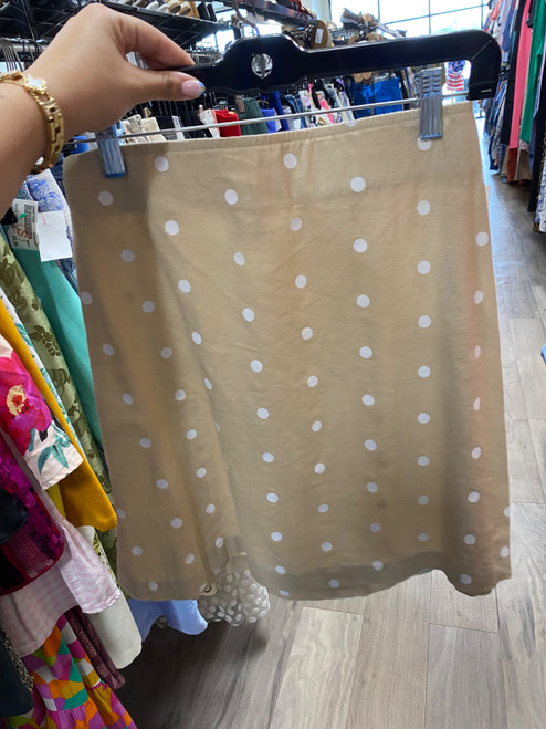 Vist Large View of Product Image Which is Used Old Navy Short Skirt S 4-6/27-28