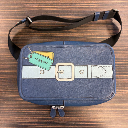 Vist Large View of Product Image Which is Used Coach Small Leather Handbag