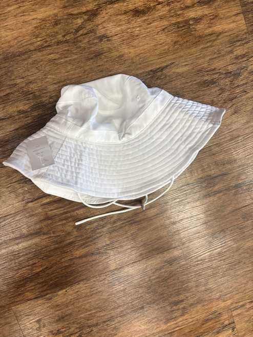Vist Large View of Product Image Which is NWT  Land's End Summer Hat L 12-14/31-32