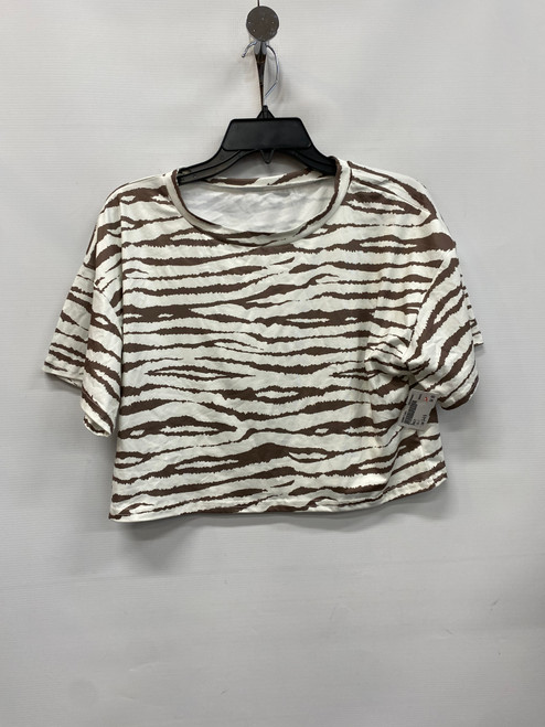 Vist Large View of Product Image Which is Used Shein T-Shirt S-4/6