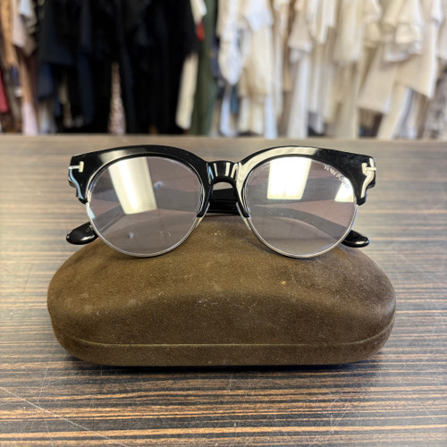 Vist Large View of Product Image Which is Used Tom Ford Sunglasses