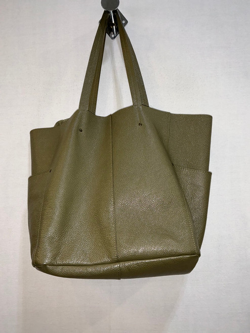 Vist Large View of Product Image Which is Used Unbranded Xlarge Leather Handbag