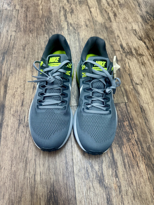 Vist Large View of Product Image Which is Used Nike Mens Athletic Shoes 11.5