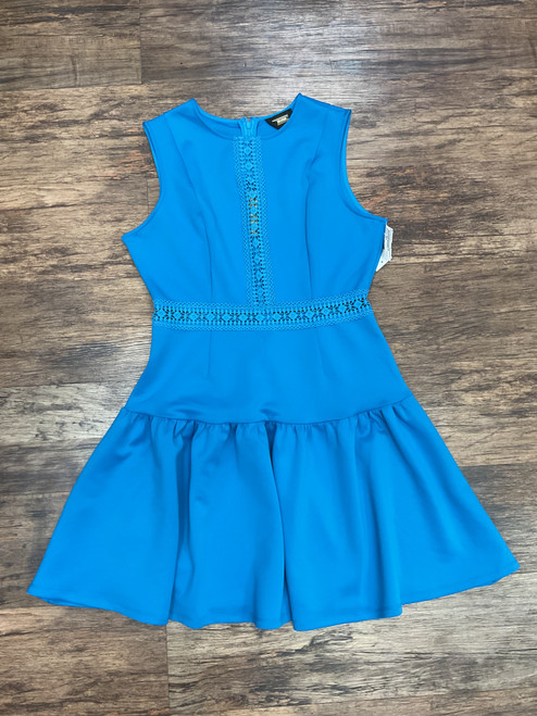 Vist Large View of Product Image Which is Used Alexia Admor Short Dress B M-8/10