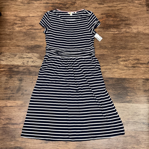 Vist Large View of Product Image Which is Used Boden Short Dress B M-8/10