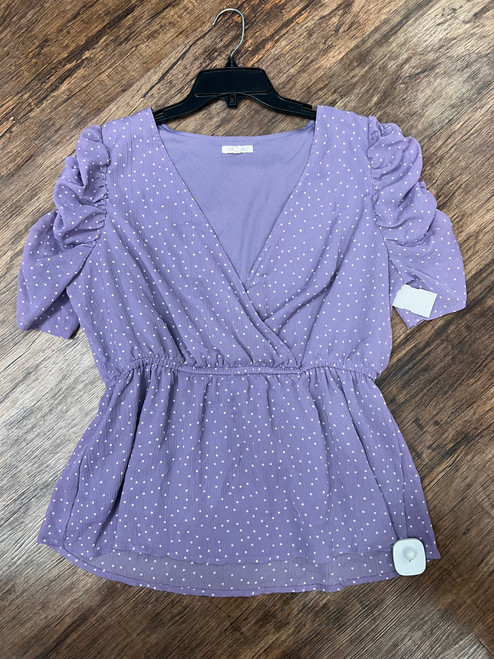 Vist Large View of Product Image Which is Used Maurices Short Sleeve Top L-12/14