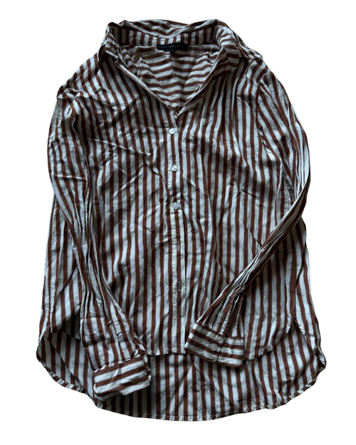 Vist Large View of Product Image Which is Gently used Jane and Delaney long sleeve top S-4/6