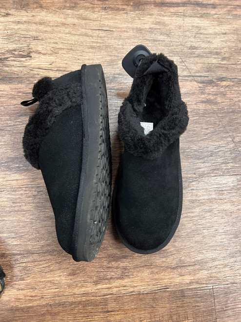Vist Large View of Product Image Which is Used Unbranded Casual Shoes 9