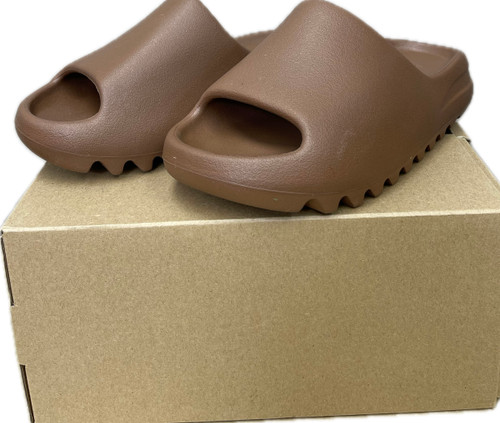 Vist Large View of Product Image Which is Used Yeezy Sandals 6.5