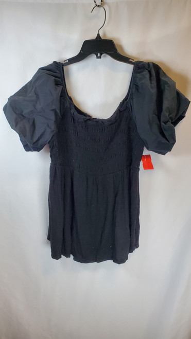 Vist Large View of Product Image Which is Used Torrid Short Sleeve Top 2X-20