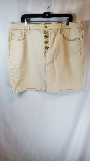 Vist Large View of Product Image Which is Used Torrid Short Skirt 16-33