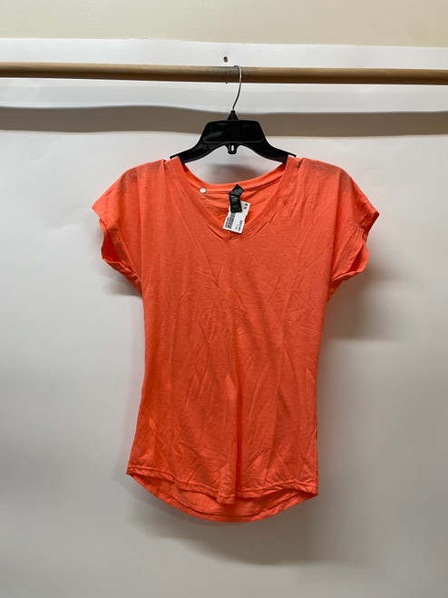 Vist Large View of Product Image Which is Used Unbranded T-Shirt S-4/6