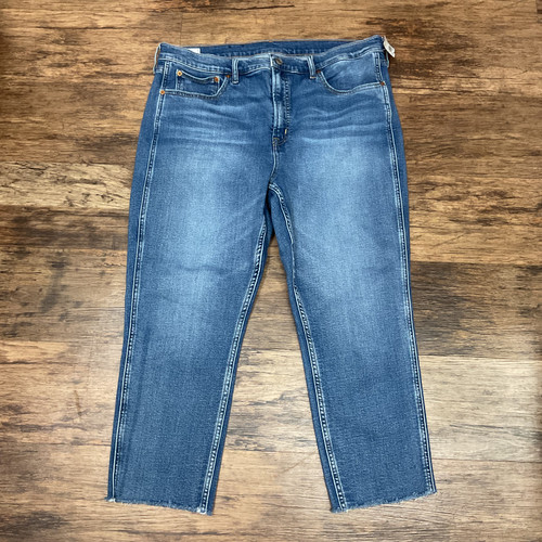 Vist Large View of Product Image Which is Used Gap Denim 18-34