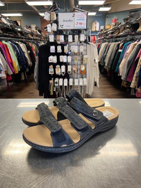 Vist Large View of Product Image Which is Used Clarks Sandals 9