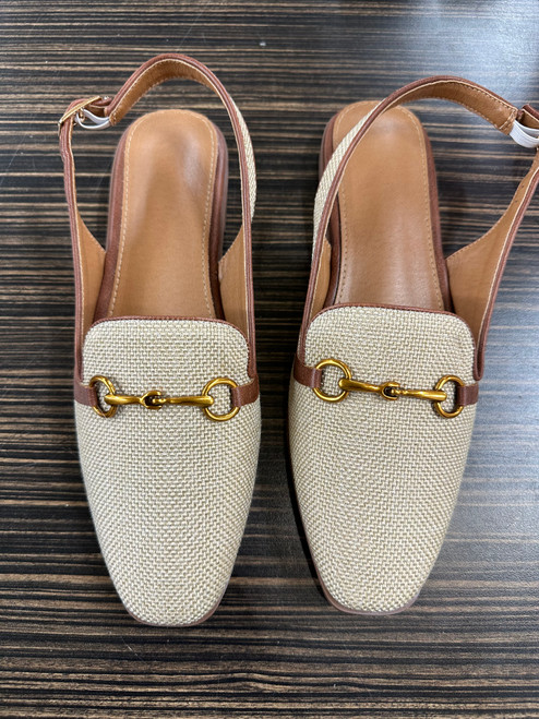 Vist Large View of Product Image Which is Used Unbranded Flats 10