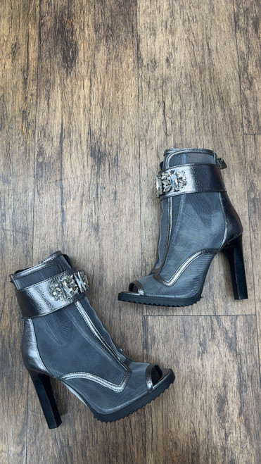 Vist Large View of Product Image Which is Used Karl Lagerfeld High Heels 5.5