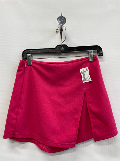 Vist Large View of Product Image Which is Used Shein Shorts 4-27